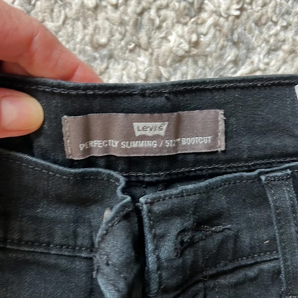 Levi’s perfectly slimming 512 bootcut EUC Black sz6 mid rise embellished pockets - Picture 2 of 7